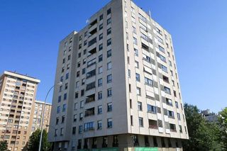Piso en venta en Azpilagaña en Pamplona