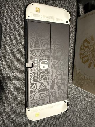 Nintendo Switch OLED Edizione Zelda
