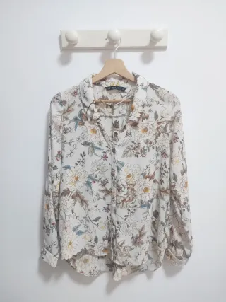 Camisa Zara estampada floral
