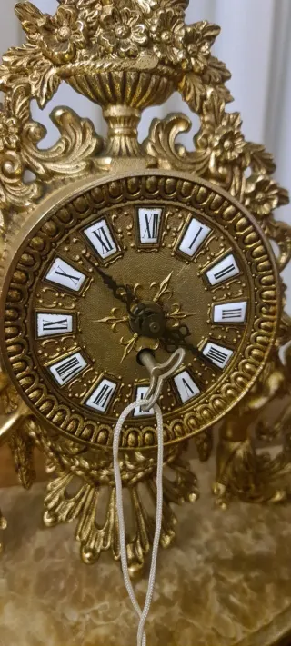 Maestoso Orologio A Corda Funzionante Con Angeli