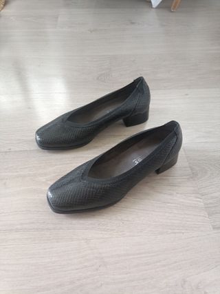 Zapatos marca pitillos n°39