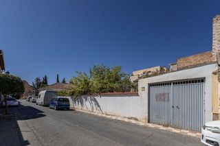 Terreno en venta en Avda. De los Ogíjares en Armilla