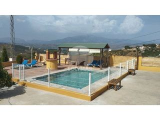 Casa rural en alquiler en Chilches – Cajiz en Vélez-Málaga