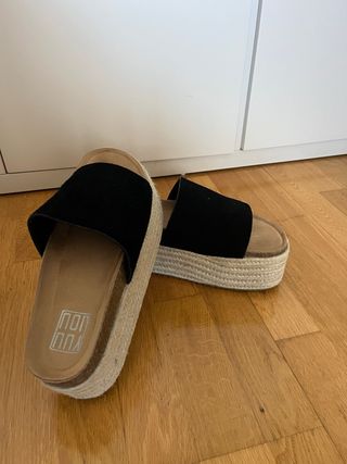 Sandalias negras plataforma