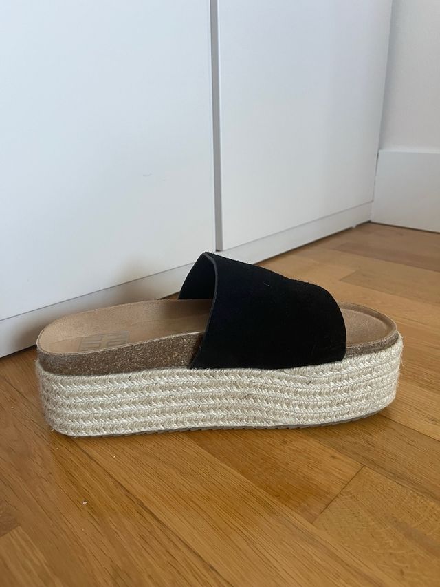 Sandalias negras plataforma