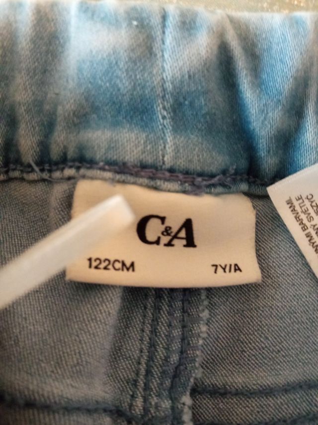 Vaqueros C&A con unicornios