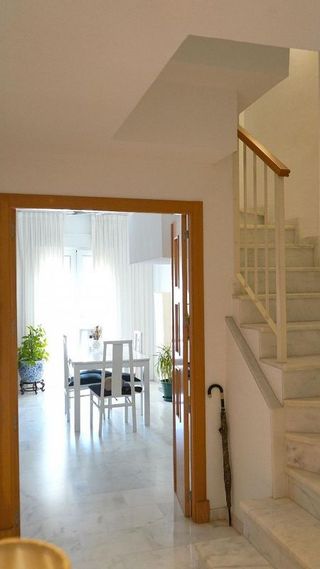 Casa adosada en venta en Montequinto en Dos Hermanas