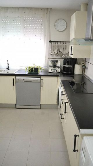 Casa adosada en venta en Montequinto en Dos Hermanas