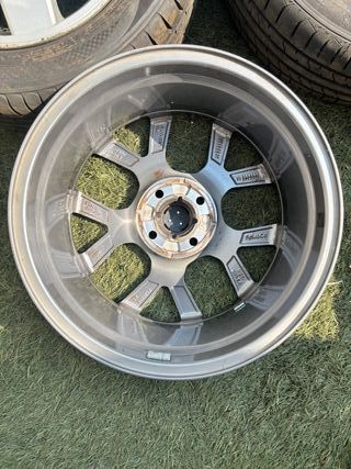 2 Llantas Ford Fiesta 