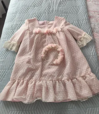  2 Vestidos t. 4 y t.10. 20 e cada 

uno con diade
