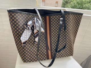 Bolso shopper estampado geométrico nuevo a estrena