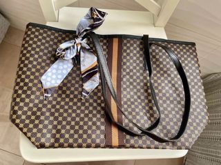 Bolso shopper estampado geométrico nuevo a estrena