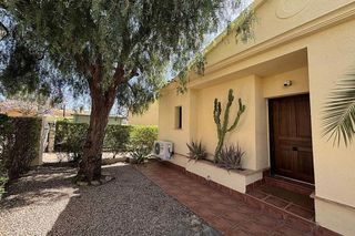 Casa adosada en venta en Fuente Alamo
