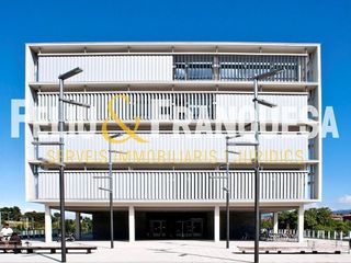 Garaje en venta en Can Mates - Volpelleres en Sant Cugat del Vallès