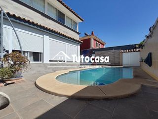 Chalet en venta en Montequinto en Dos Hermanas