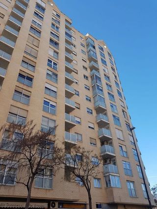 Piso en alquiler en La Bozada – Parque Delicias en Zaragoza