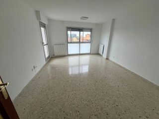 Piso en alquiler en La Bozada – Parque Delicias en Zaragoza