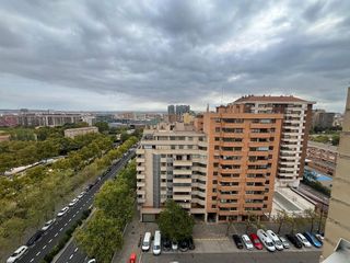 Piso en alquiler en La Bozada – Parque Delicias en Zaragoza