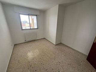 Piso en alquiler en La Bozada – Parque Delicias en Zaragoza