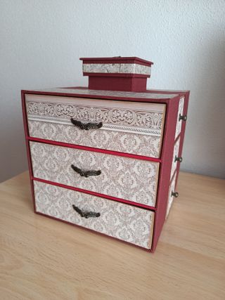 Costurero o joyero multicajones hecho a mano