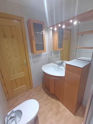 Piso en alquiler en Ciudad Jardín - Zoco en Córdoba