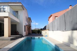 Casa pareada en venta en Silla