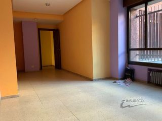 Oficina en alquiler en Centro Ciudad en León