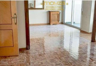 Piso en venta en Hospital en Jaén