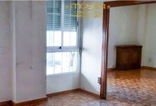 Piso en venta en Hospital en Jaén