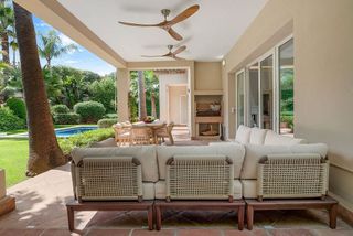 Chalet en alquiler en Los Naranjos - Las Brisas en Marbella