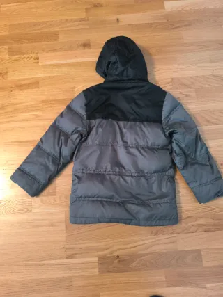 Cazadora Nike 8-10 años gris, negra y blanca