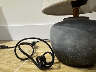 Lámparas Zara Home azuladas y Beige