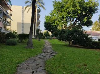 Ático en alquiler en La Carihuela en Torremolinos