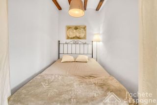 Piso en venta en El Raval en Barcelona