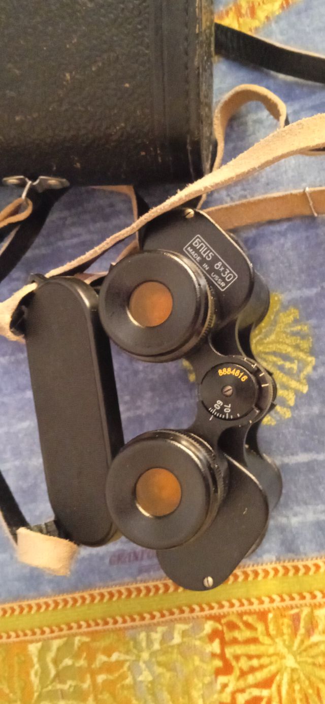 Binocoli USSR con custodia