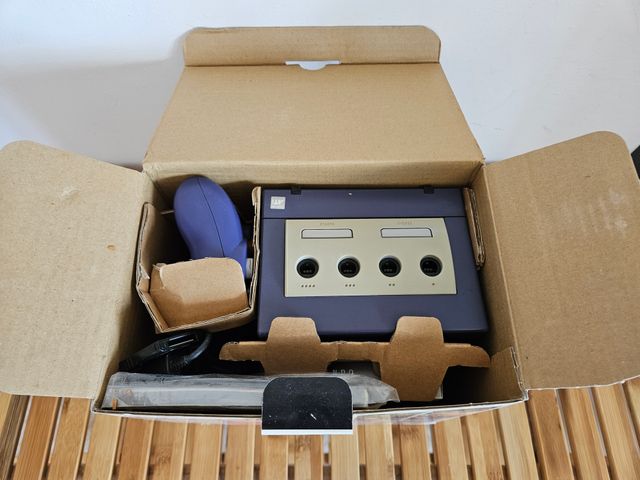 Nintendo GameCube PAL Viola