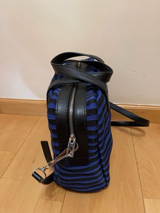 Bolso Bimba y Lola rayas azul y negro