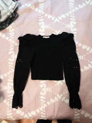 Jersey Zara negro mangas abullonadas