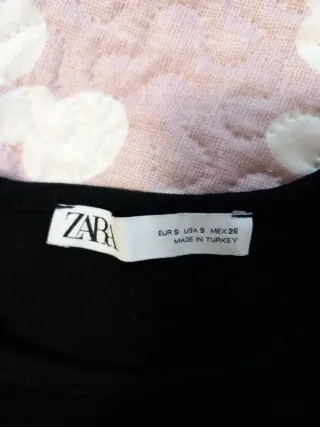 Jersey Zara negro mangas abullonadas