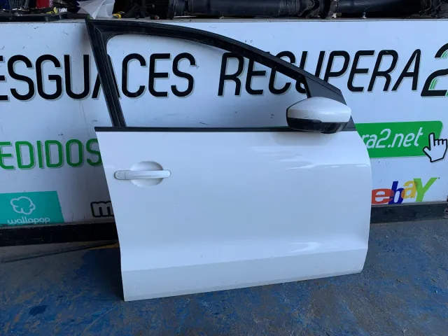 Puerta Delantera derecha VW Polo 6R Blanca