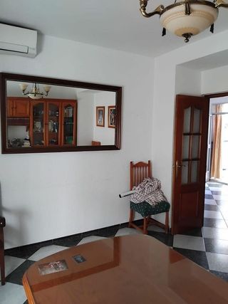 Chalet en venta en Lucena