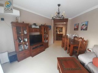 Piso en venta en La Granja-La Colina-Los Pastores en Algeciras