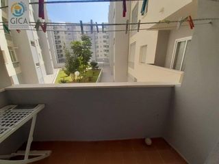 Piso en venta en La Granja-La Colina-Los Pastores en Algeciras