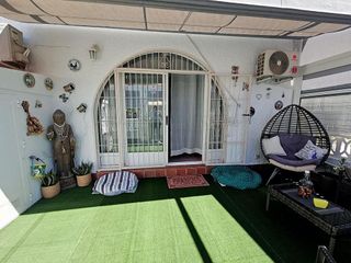 Casa adosada en venta en La Siesta - El Salado - Torreta en Torrevieja