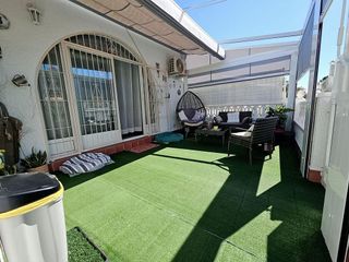 Casa adosada en venta en La Siesta - El Salado - Torreta en Torrevieja