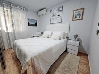 Casa adosada en venta en La Siesta - El Salado - Torreta en Torrevieja