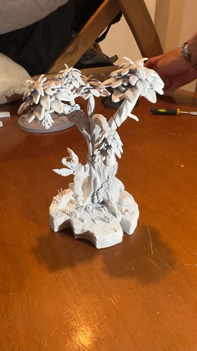 Figura Pokémon Leafeon en 3D diseño propio.