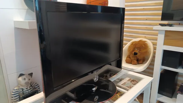 Televisor LG SCARLET  32 Pulgadas