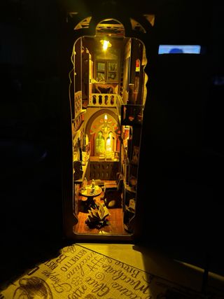 Casa delle bambole da libreria