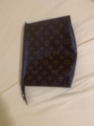 Louis Vuitton Cartera Pequeña Marrón 25x18 cm